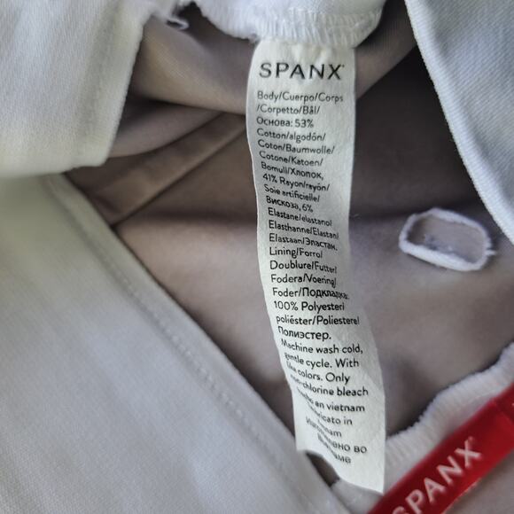 SPANX On-The-Go Cropped Kick Flare Pants Classic White Small 2-4 Summer - Picture 11 of 11